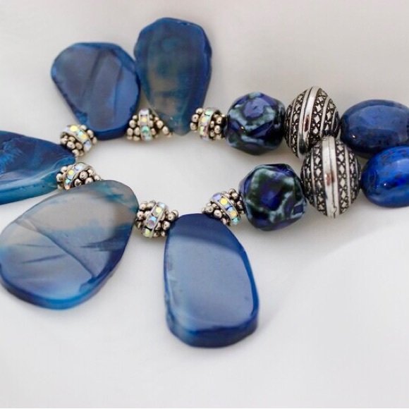 Flat Agate Stone Royal Blue Statement Necklace - Picture 7 of 7